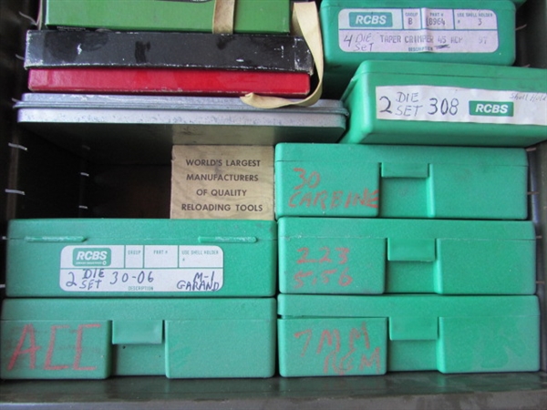 INDUSTRIAL METAL DESK WITH RELOADING SUPPLIES