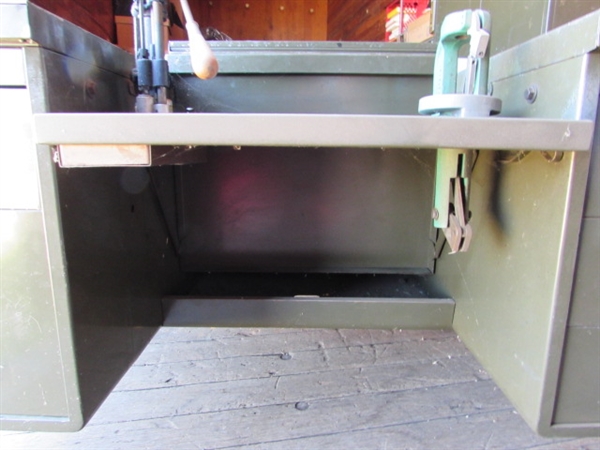 INDUSTRIAL METAL DESK WITH RELOADING SUPPLIES