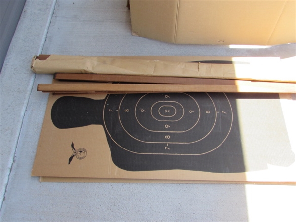 CARDBOARD & PAPER TARGETS & TARGET STAND (UNASSEMBLED)