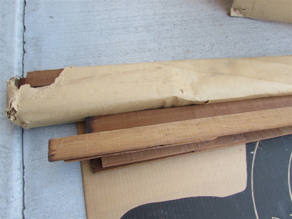 CARDBOARD & PAPER TARGETS & TARGET STAND (UNASSEMBLED)