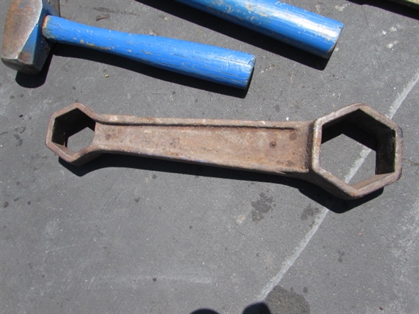 PIPE VISE, SLEDGE HAMMERS & MORE