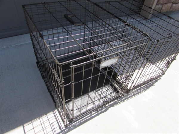 2 WIRE DOG/ANIMAL CRATES