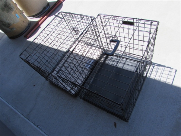 2 WIRE DOG/ANIMAL CRATES