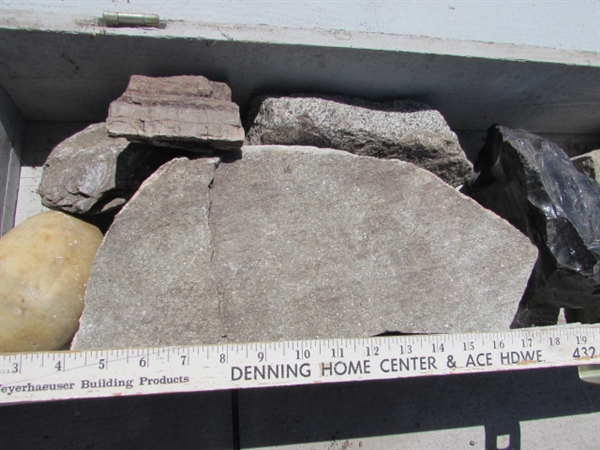 VINTAGE WOODEN AMMO CRATE/BOX W/ASSORTED STONES/ROCKS