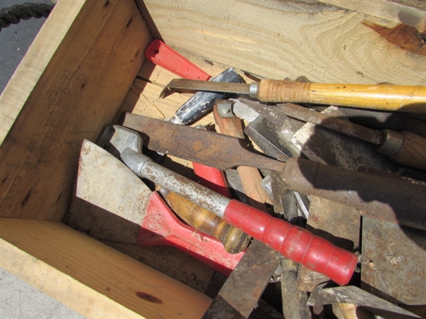VINTAGE WOODEN AMMO CRATE/BOX WITH SCRAPERS, CHISELS & MORE