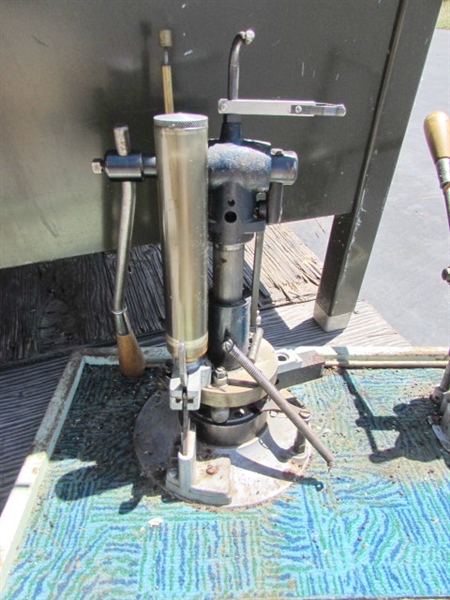 RELOADING TOOLS