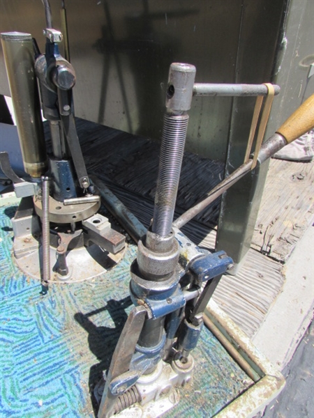 RELOADING TOOLS