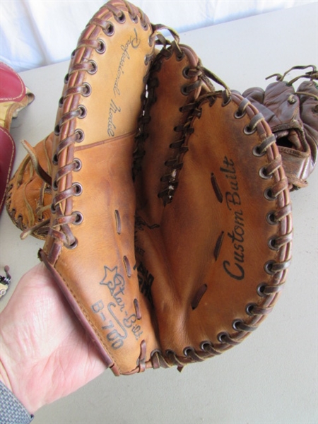 VINTAGE UMPIRE SAFETY GEAR & CLEATS