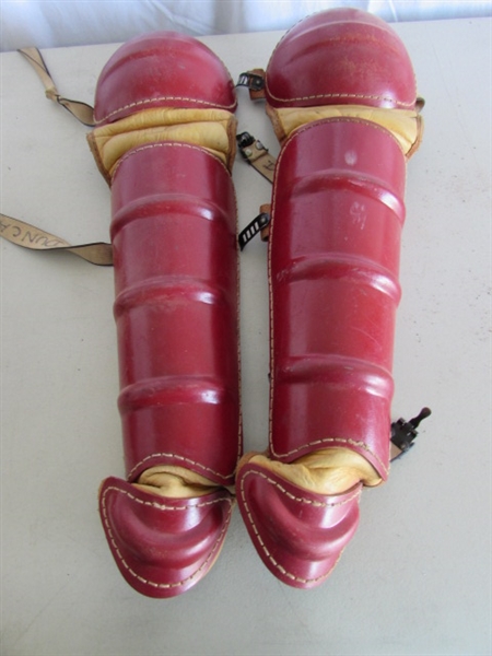 VINTAGE UMPIRE SAFETY GEAR & CLEATS