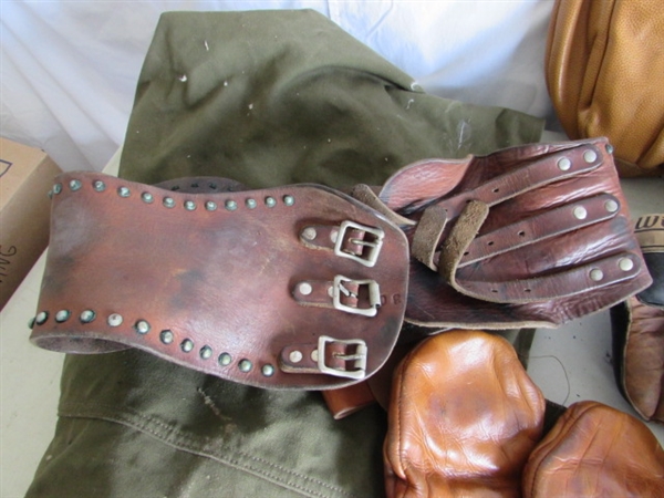 VINTAGE/ANTIQUE BOXING BAGS & GEAR