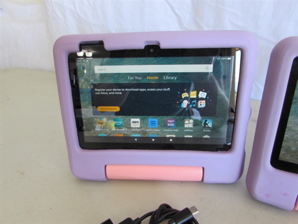 2 AMAZON FIRE TABLETS W/CHILD FRIENDLY CASES