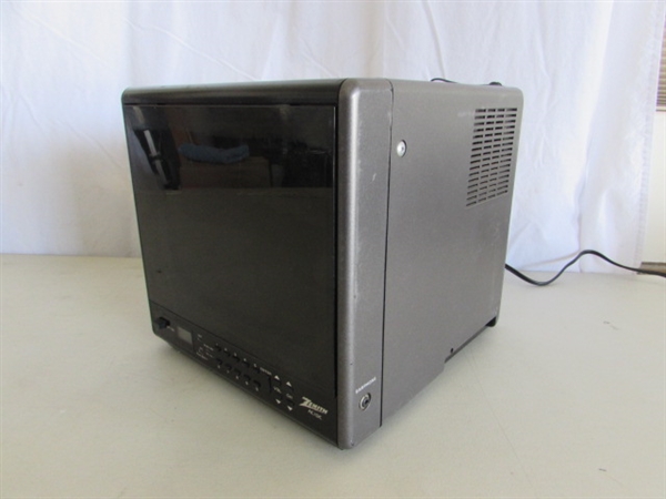 VINTAGE ZENITH AC/DC 9 TV