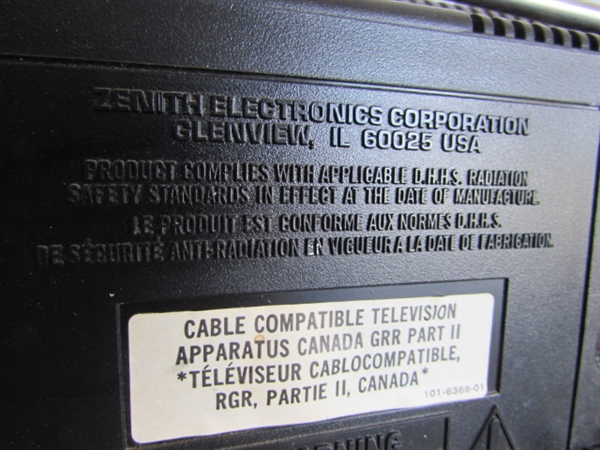 VINTAGE ZENITH AC/DC 9 TV