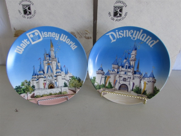 DISNEYLAND & DISNEY WORLD COLLECTOR PLATES