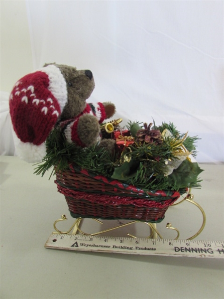 CHRISTMAS DECOR, TOWELS & DISHES