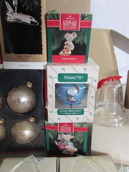 6.5' PRE LIT (CLEAR) ARTIFICIAL CHRISTMAS TREE & ASSORTED ORNAMENTS