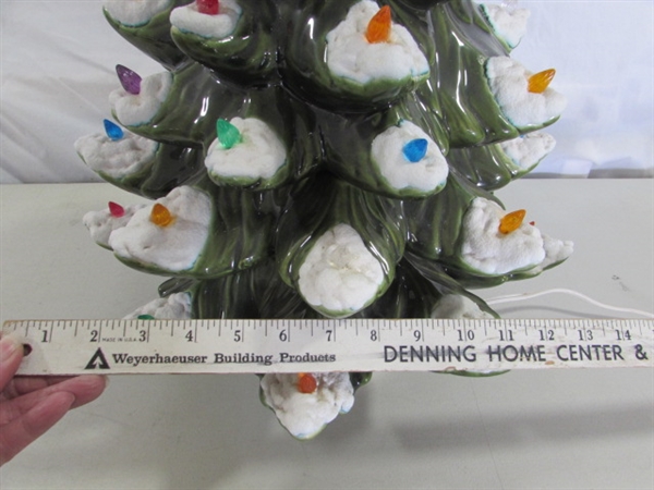 24 VINTAGE 2-PC CERAMIC CHRISTMAS TREE