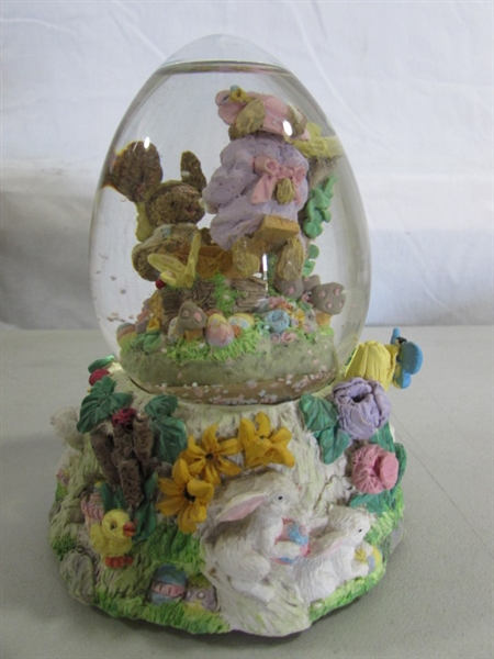 EASTER BUNNY CANDY DISHES, GLOBE & BEAR