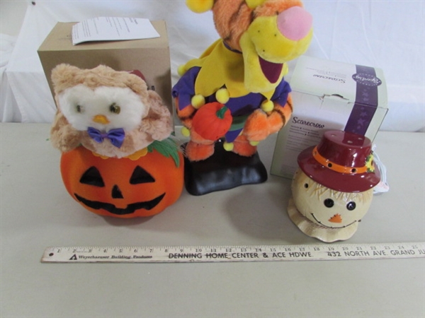 SCENTSY SCARECROW WAX MELTER, AVON HALLOWEEN DECOR