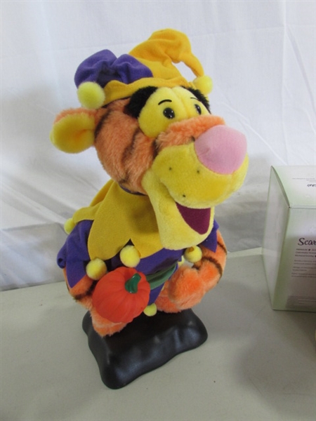 SCENTSY SCARECROW WAX MELTER, AVON HALLOWEEN DECOR