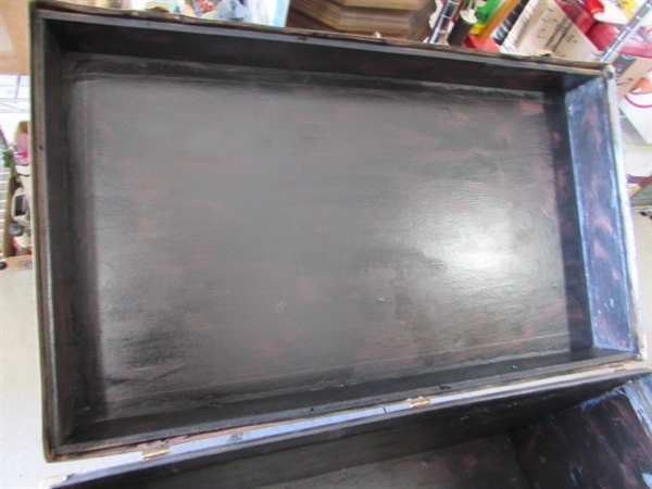 STORAGE TRUNK