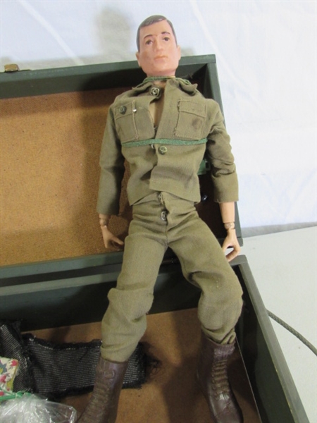 2 VINTAGE G.I. JOE DOLLS - 12 W/STORAGE