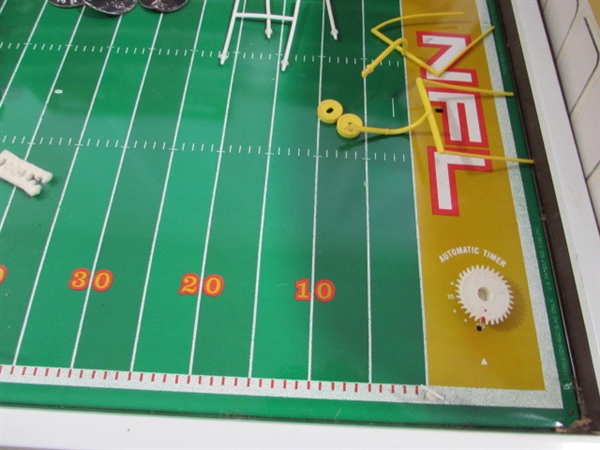 VINTAGE ELECTRONIC FOOTBALL GAME