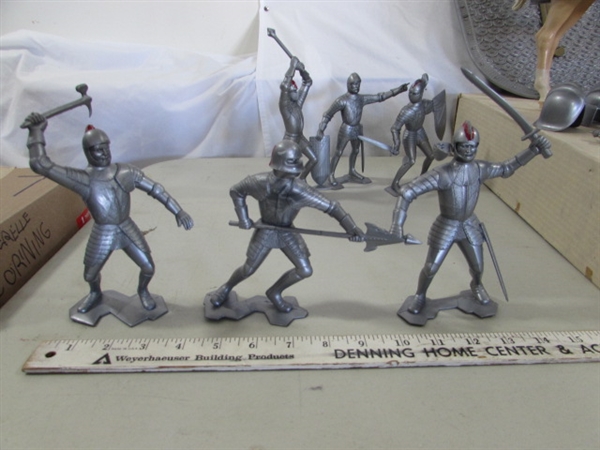 VINTAGE SIR STUART & SIR GORDON WITH HORSES & MORE