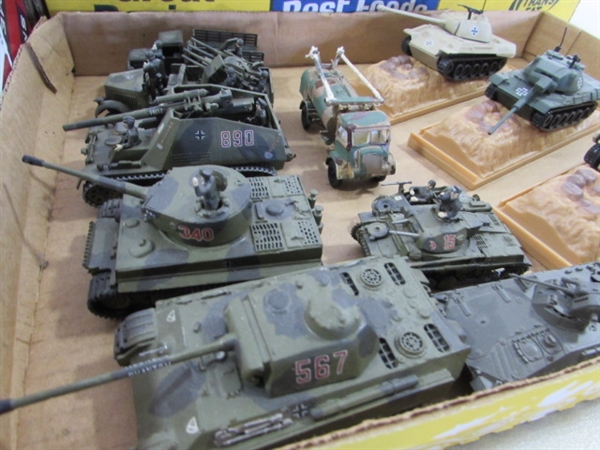 COLLECTION OF TOY OR HO SCALE MILITARY VEHICLES - MOSTLY DIECAST MODELS
