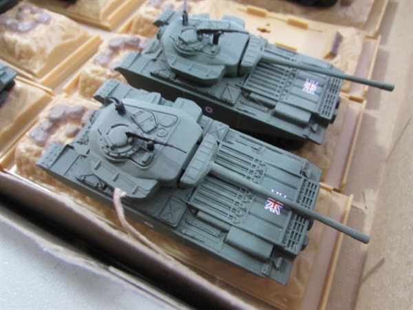 COLLECTION OF TOY OR HO SCALE MILITARY VEHICLES - MOSTLY DIECAST MODELS