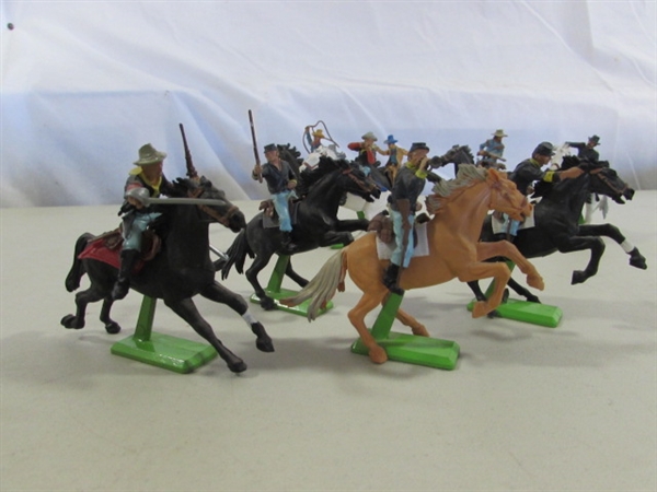 DIECAST TOY SOLDIERS & INDIANS