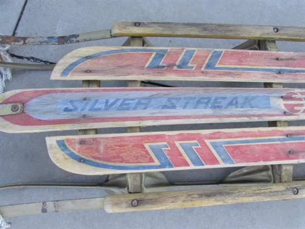 VINTAGE SILVER STREAK SLED
