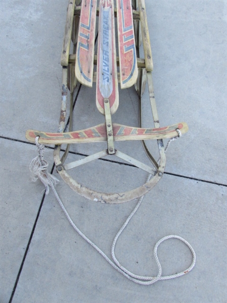 VINTAGE SILVER STREAK SLED