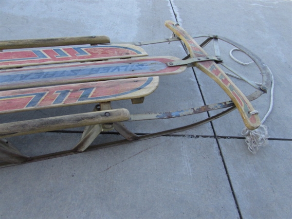 VINTAGE SILVER STREAK SLED