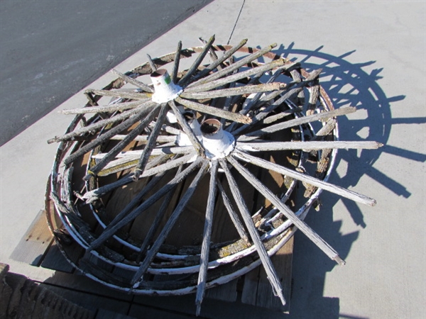 WAGON WHEELS