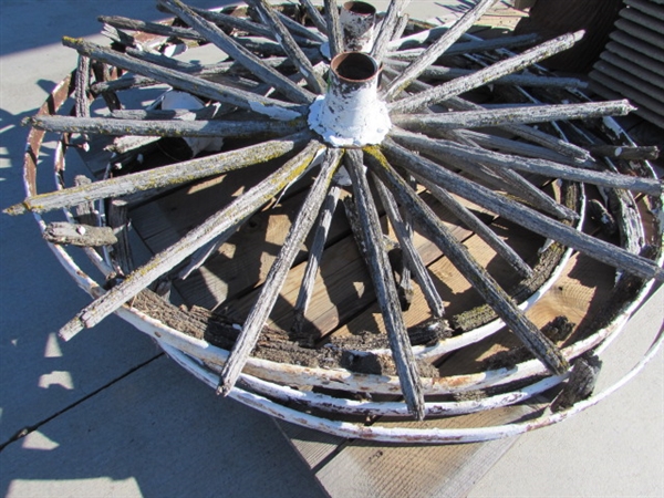 WAGON WHEELS