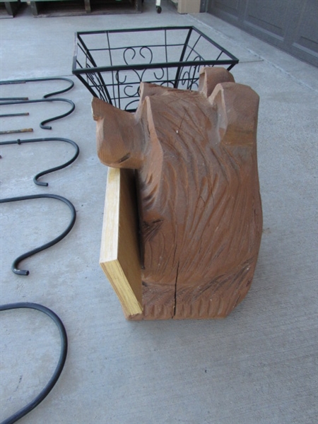 CARVED WOODEN BEAR, METAL PLANTER & 11 SHEPHERDS HOOKS