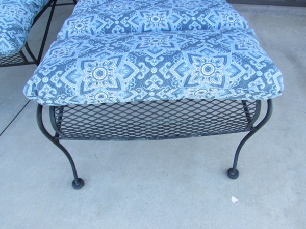 PAIR OF WROUGHT IRON LOUNGE CHAIRS W/CUSHIONS