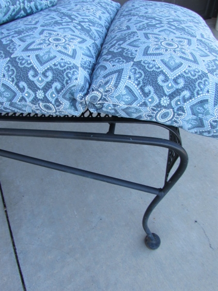 PAIR OF WROUGHT IRON LOUNGE CHAIRS W/CUSHIONS