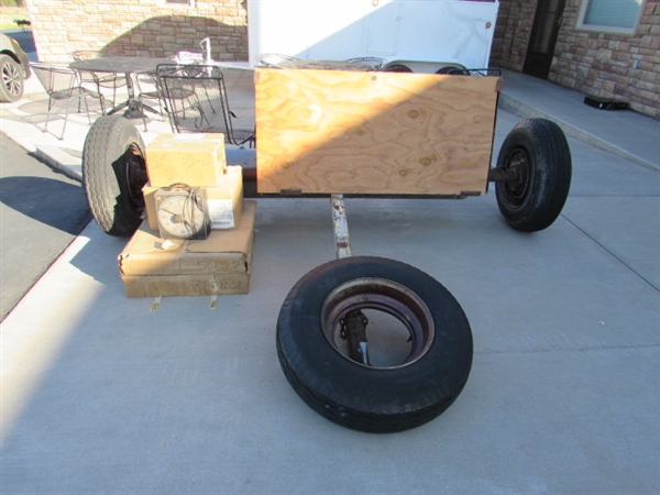 TOWABLE TARGET TRAP, TIMER & ASSORTED BOXES OF PAPER TARGETS