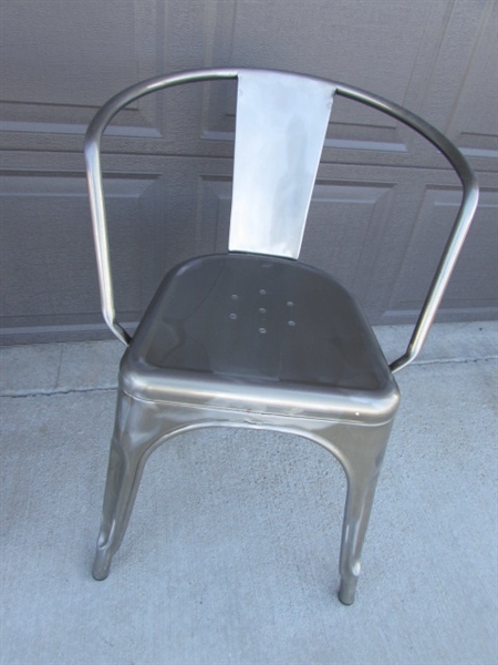 METAL CHAIR & VINTAGE 3-TIER ROLLING CART