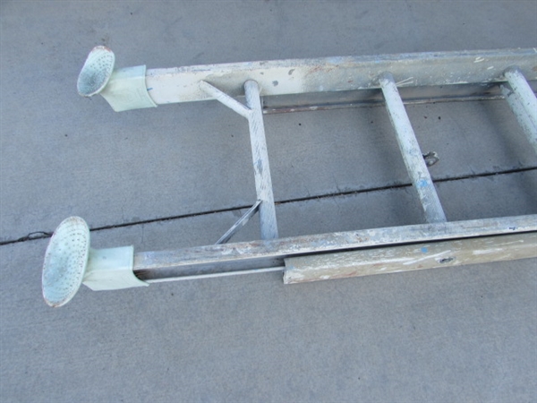 20' EXTENSION LADDER