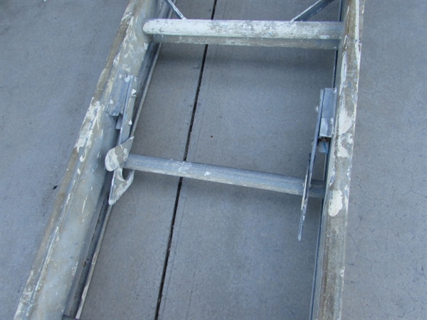 20' EXTENSION LADDER