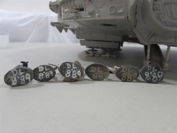 MILLENNIUM FALCON MODEL & DIECAST STAR WARS FIGURES