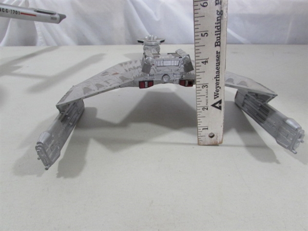 STAR TREK USS ENTERPRISE & KLINGON D7 BATTLE CRUISER MODELS