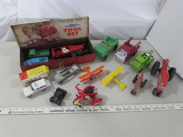 VINTAGE METAL & PLASTIC TOYS