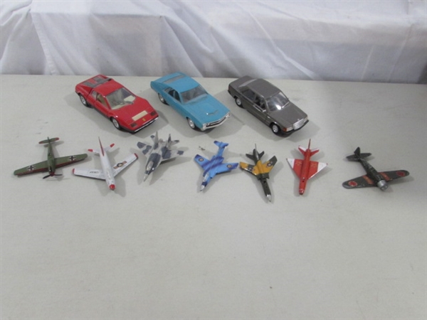 VINTAGE DIE CAST FERRARI & MERCEDES & AMC MODEL & DIECAST PLANES