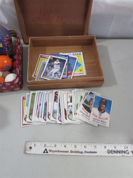 VINTAGE WINDUP NASA MOON SCOUT TOY, 1970'S CEREAL BOX LICENSE PLATES & VARIOUS TOYS