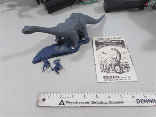 VINTAGE REMOTE CONTROL DINOSAURS & MORE