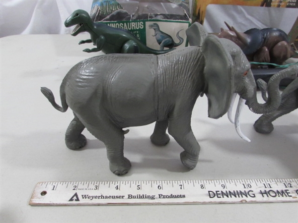 VINTAGE REMOTE CONTROL DINOSAURS & MORE